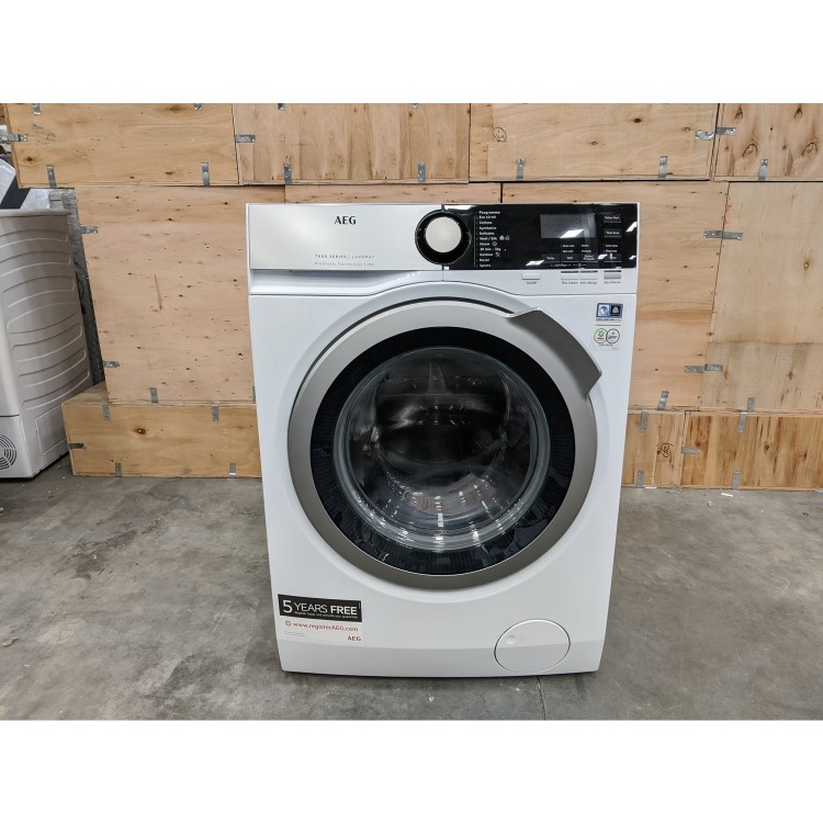 GRADE A3 - AEG L7FEE965R 7000 Series 9kg 1600rpm Freestanding Washing Machine - White