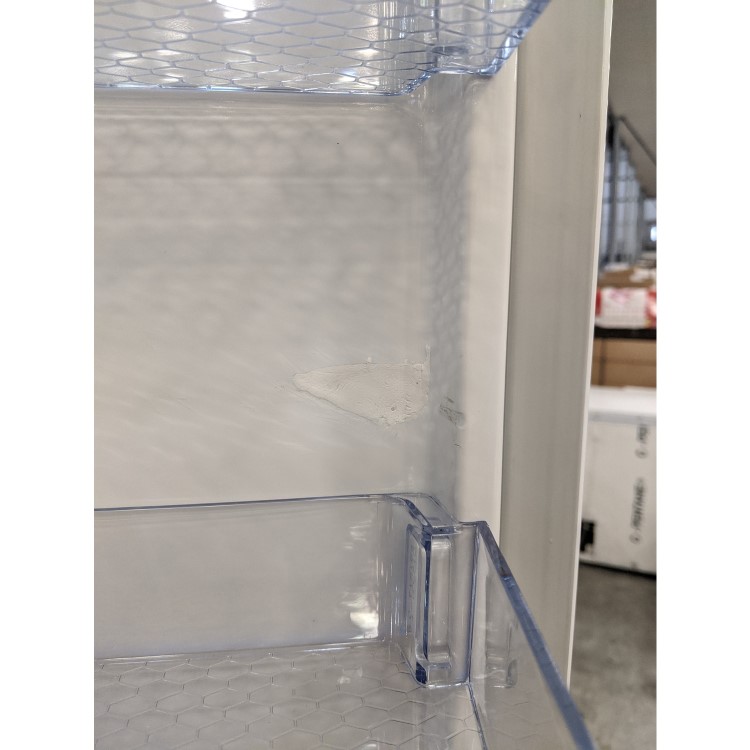 GRADE A3 - Beko CXFG3691W 50/50 Freestanding Fridge Freezer - White