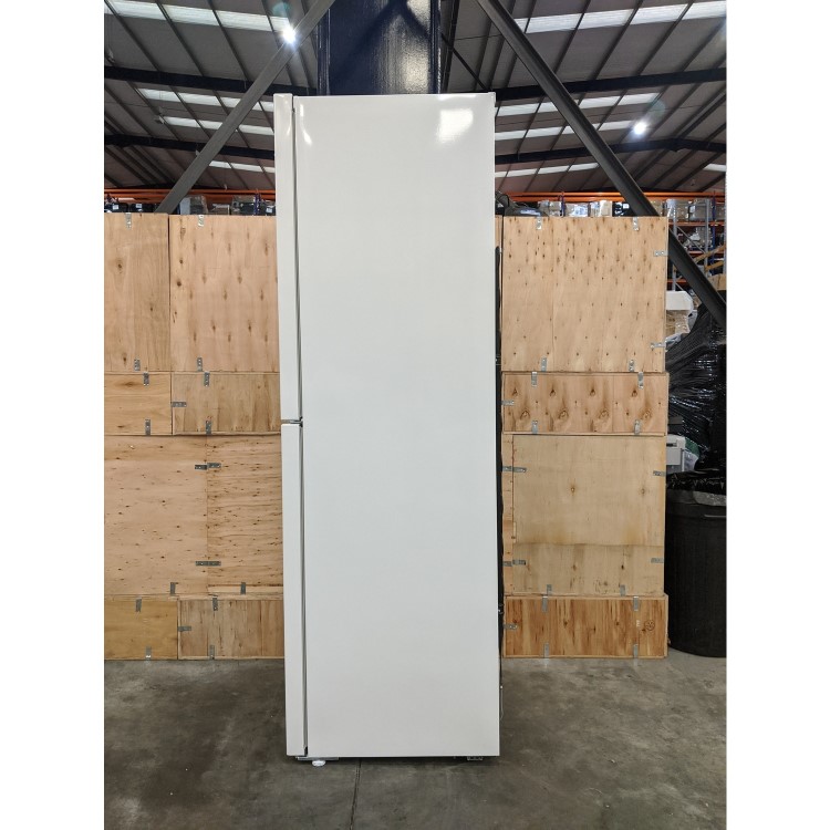 GRADE A3 - Beko CXFG3691W 50/50 Freestanding Fridge Freezer - White