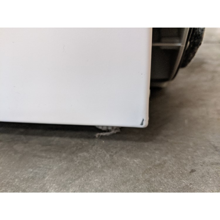 GRADE A3 - Bosch WTX88EH9GB Serie 8 9kg Freestanding Heat Pump Tumble Dryer - White