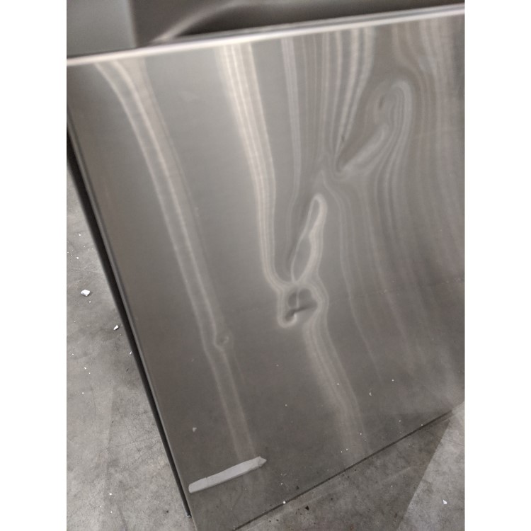 GRADE A3 - Samsung RB36R8839SR Freestanding Fridge Freezer - Silver - 70/30