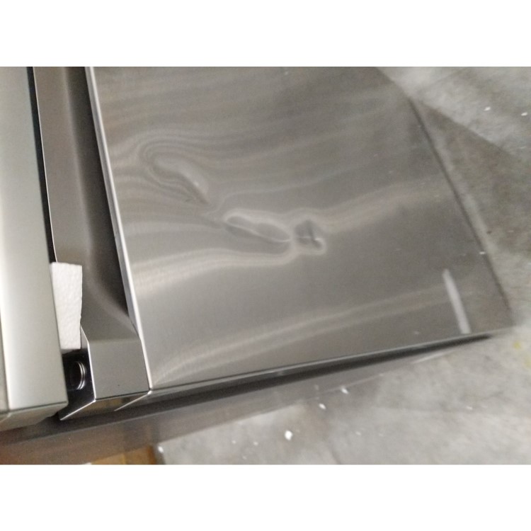 GRADE A3 - Samsung RB36R8839SR Freestanding Fridge Freezer - Silver - 70/30