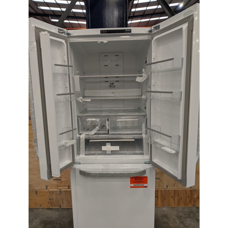 GRADE A3 - HOTPOINT FFU3DW 450 Litre Freestanding Fridge Freezer 60/40 Split Frost Free 70cm Wide - White