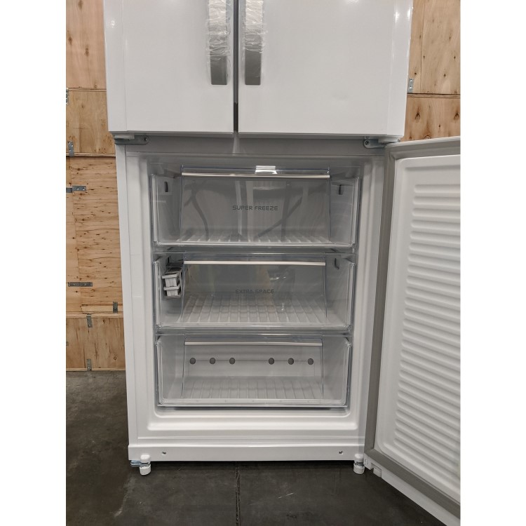 GRADE A3 - HOTPOINT FFU3DW 450 Litre Freestanding Fridge Freezer 60/40 Split Frost Free 70cm Wide - White