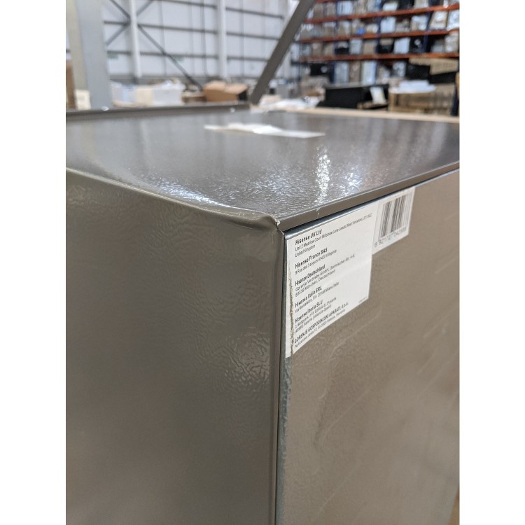 GRADE A3 - Hisense RB327N4WC1 251 Litre Freestanding Fridge Freezer 50/50 Split Water Dispenser 55cm Wide - Silver