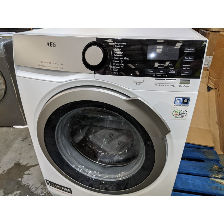 GRADE A3 - AEG L7FEE965R 7000 Series 9kg 1600rpm Freestanding Washing Machine - White