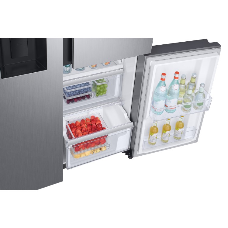 GRADE A2 - Samsung RS68N8670S9 613 Litre American Style Fridge Freezer Frost Free 3 Door 91cm Wide - Silver