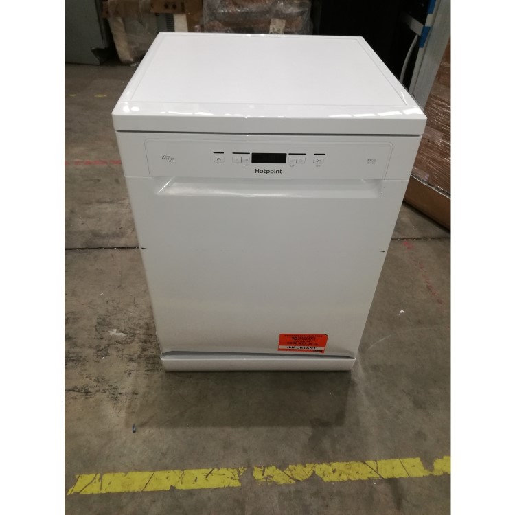 Refurbished Hotpoint HFC3C32FWUK 14 Place Extra Efficient Freestanding Dishwasher - White