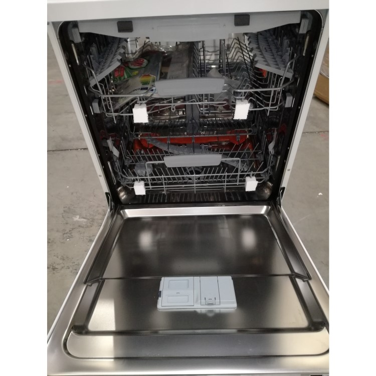 Refurbished Hotpoint HFC3C32FWUK 14 Place Extra Efficient Freestanding Dishwasher - White