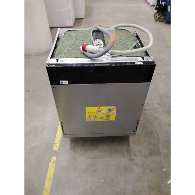 GRADE A3 - AEG FSS63707P Ultra Efficient 15 Place Fully Integrated Dishwasher With SatelliteClean & Cutlery Tray