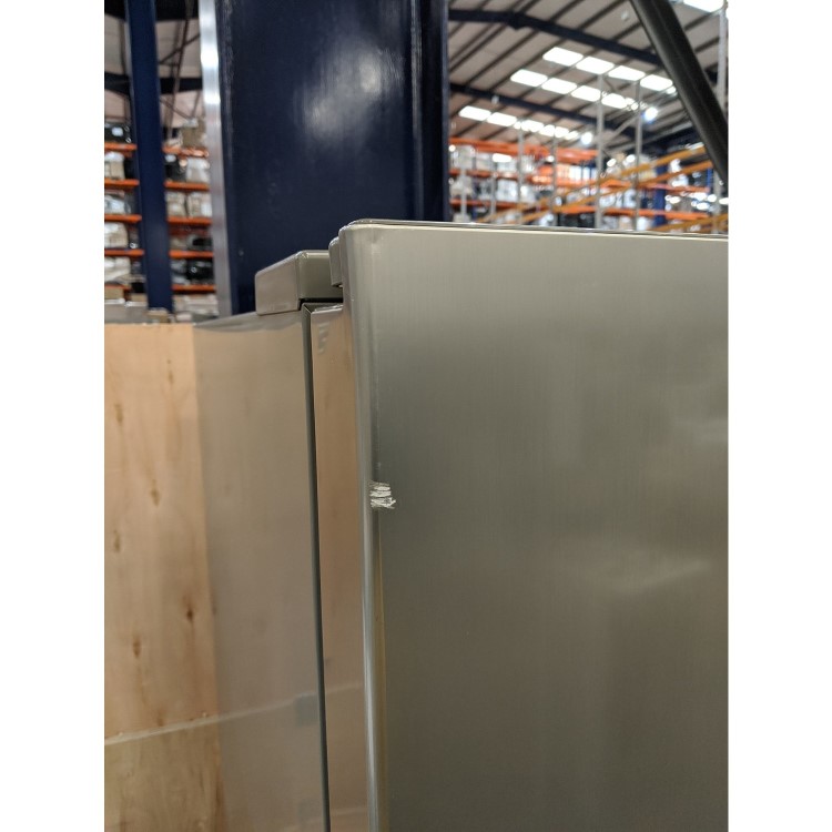 GRADE A3 - Hisense RS696N4IC1 Side-by-side American Fridge Freezer With Plumbed Ice & Water Dispenser - Stainless
