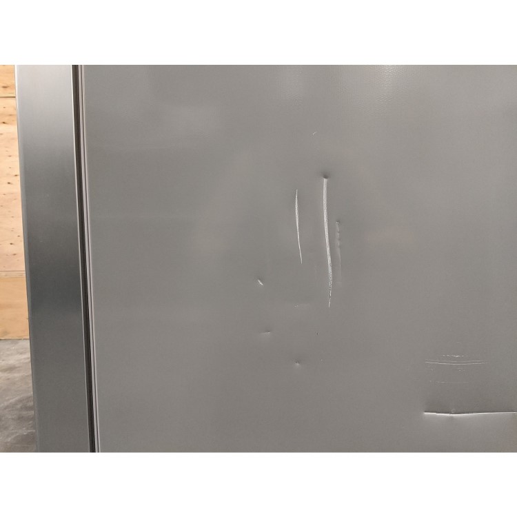 GRADE A3 - Hisense RS696N4IC1 Side-by-side American Fridge Freezer With Plumbed Ice & Water Dispenser - Stainless