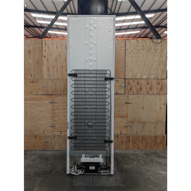 Refurbished Hotpoint HBNF55181WAQUA 261 Litre Freestanding Fridge Freezer 50/50 Split Water Dispenser 55cm Wide - White