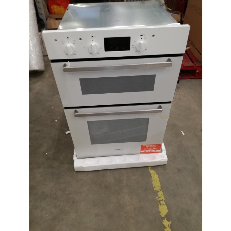 Refurbished Indesit IDD6340WH 60cm Double Built In Electric Oven