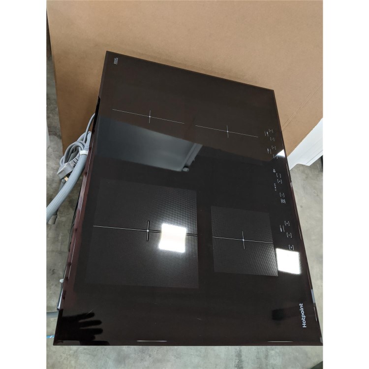Refurbished Hotpoint CID740B Four Zone 70cm Induction Hob Black