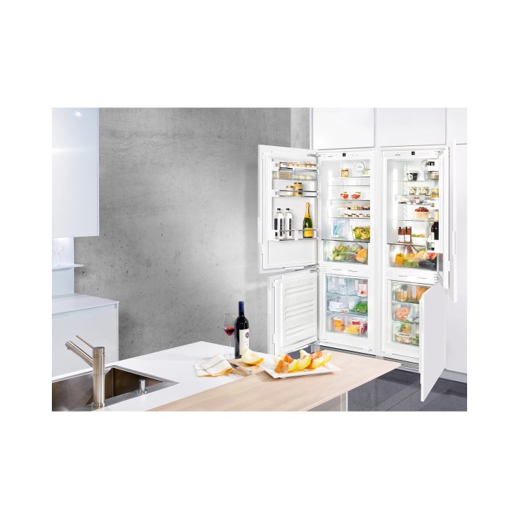 Liebherr ICN3386 BioCool NoFrost 60-40 Integrated Fridge Freezer With Soft-closing Doors and Non-Plumbed Ice Maker - Door on Door