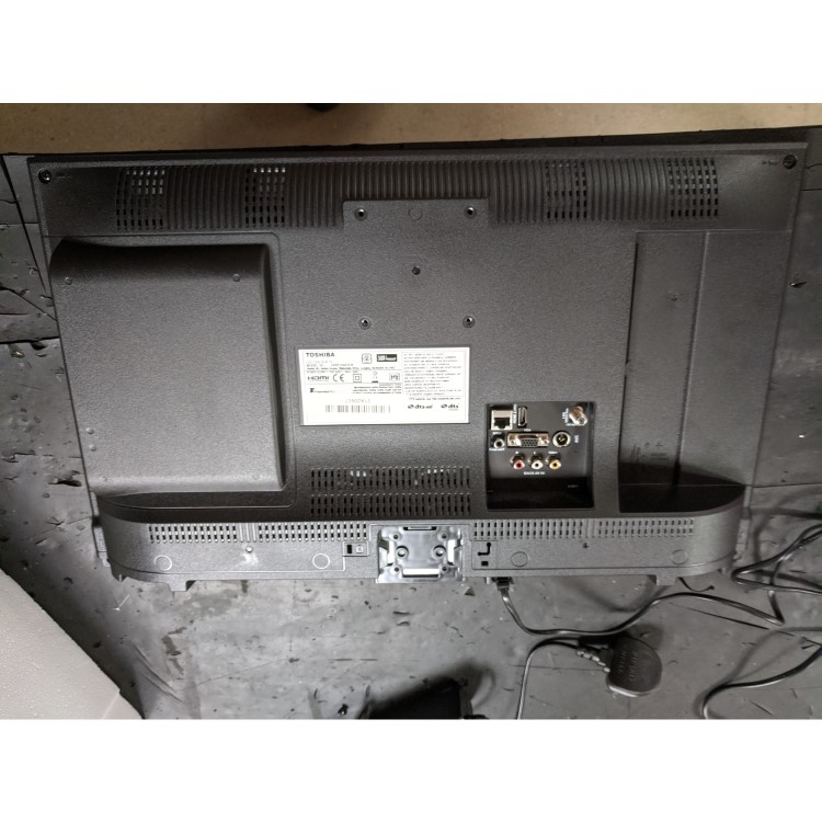 Refurbished Toshiba 24" 720p HD Ready Smart TV with Built In DVD