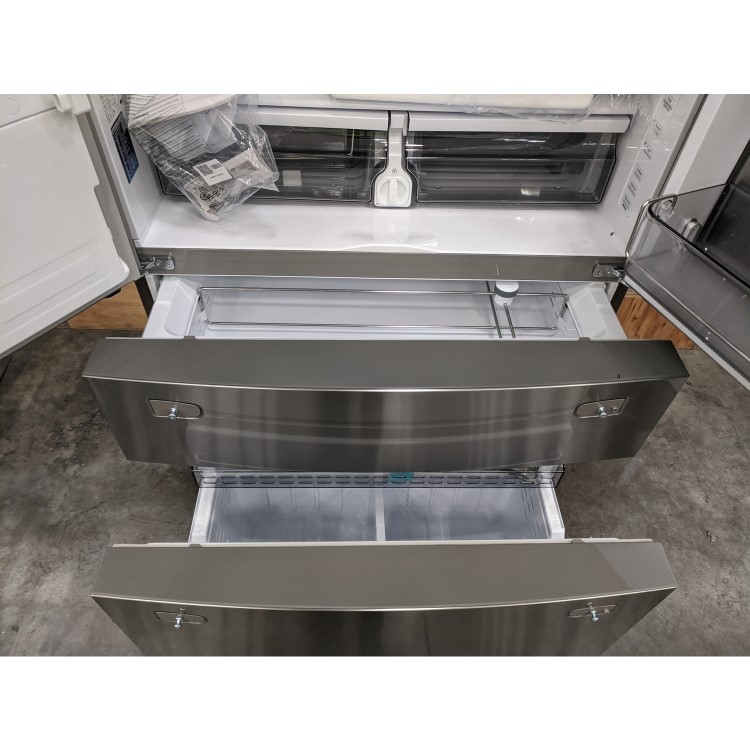Refurbished Samsung RF22R7351SR 501 Litre American Fridge Freezer Stainless steel