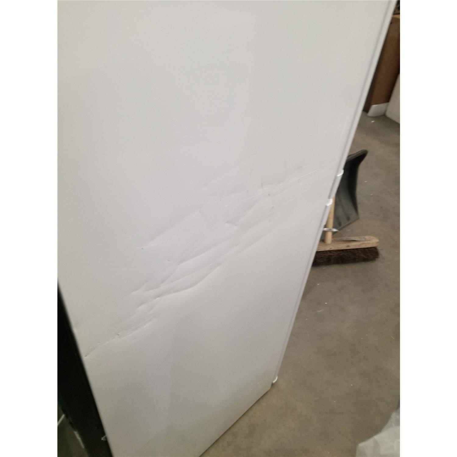 Refurbished Indesit IBD5515W1 Low Frost 60 40 Freestanding Fridge Freezer White