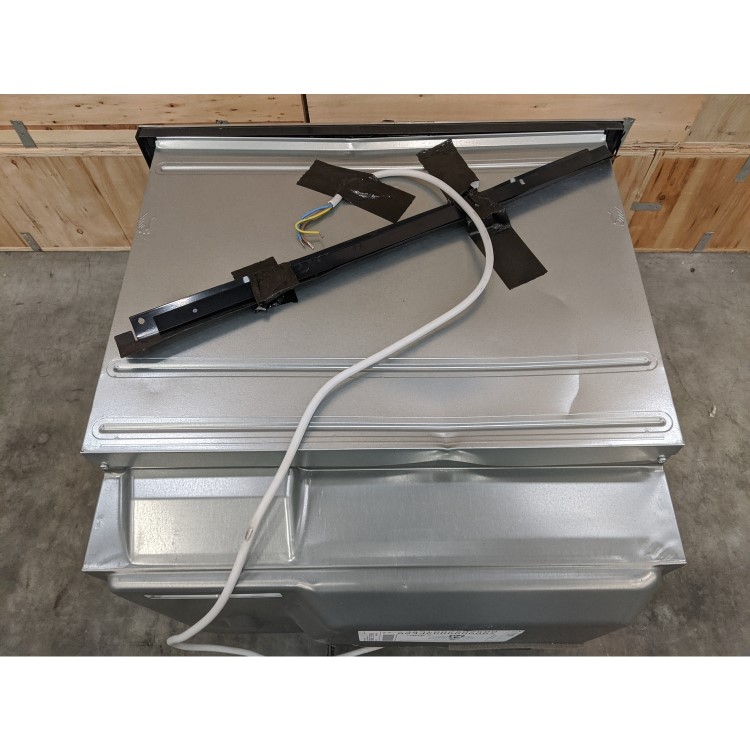 GRADE A3 - Bosch CMG633BS1B Serie 8 Compact Height Built-in Combination Microwave Oven - Stainless Steel