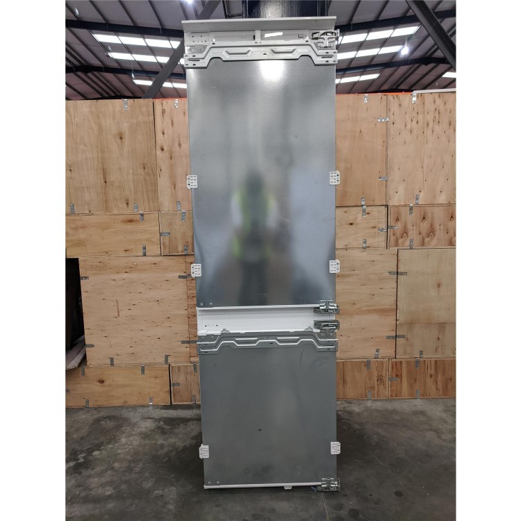Refurbished Neff KI7862F30G Frost Free 60-40 Fixed Hinge Integrated Fridge Freezer
