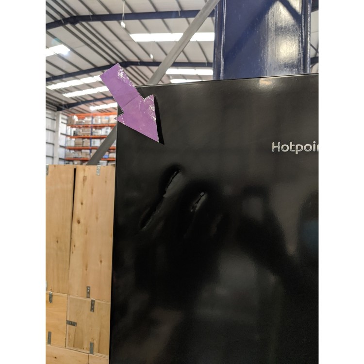 GRADE A3 - Hotpoint HBNF55181BAQUA 261 Litre Freestanding Fridge Freezer 50/50 Split Frost Free 55cm Wide - Black