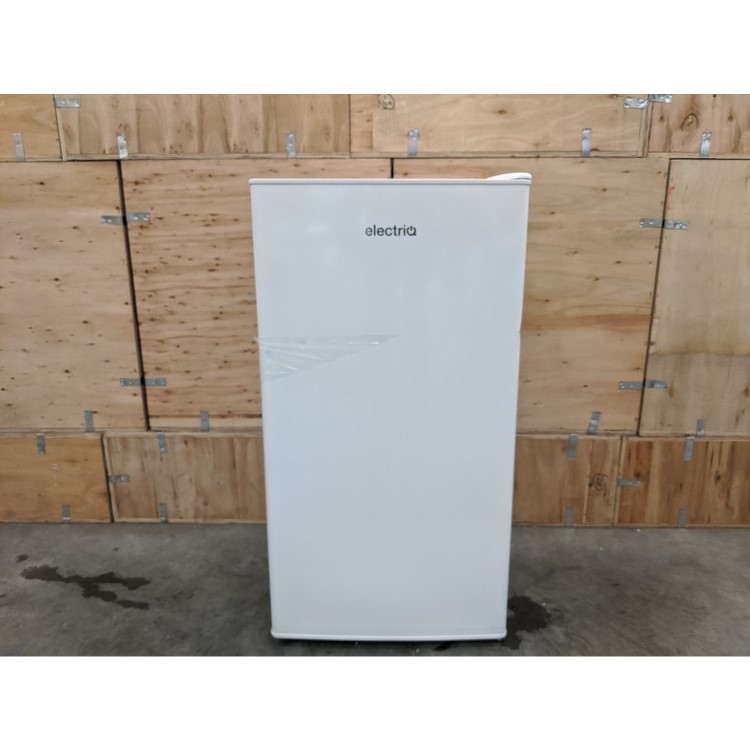 Refurbished electriQ 61 Litre Freestanding Under Counter Larder Fridge 84.5cm Tall  45cm Wide - White