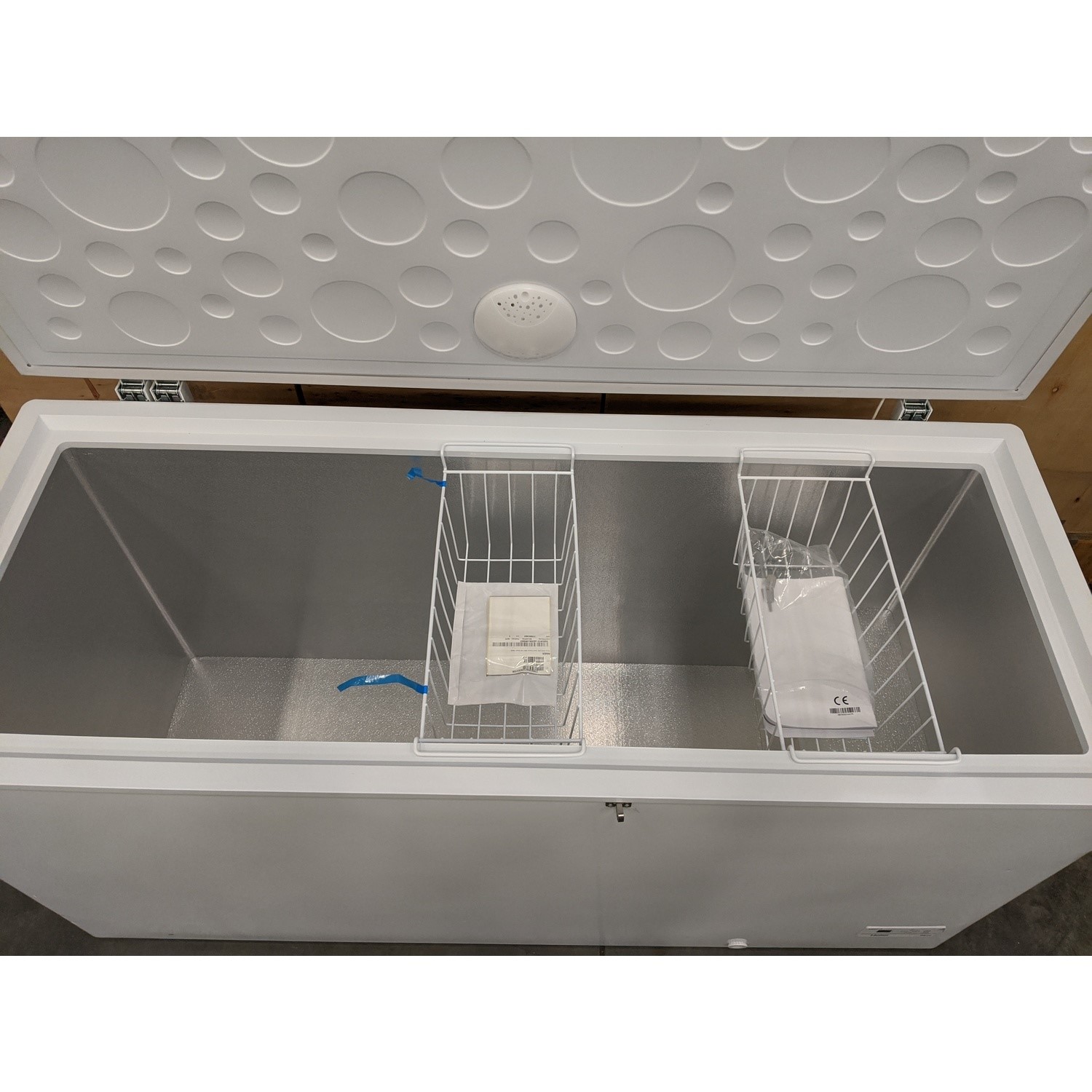 Refurbished Haier HCE519R 519 Litre Chest Freezer With Fast Freeze