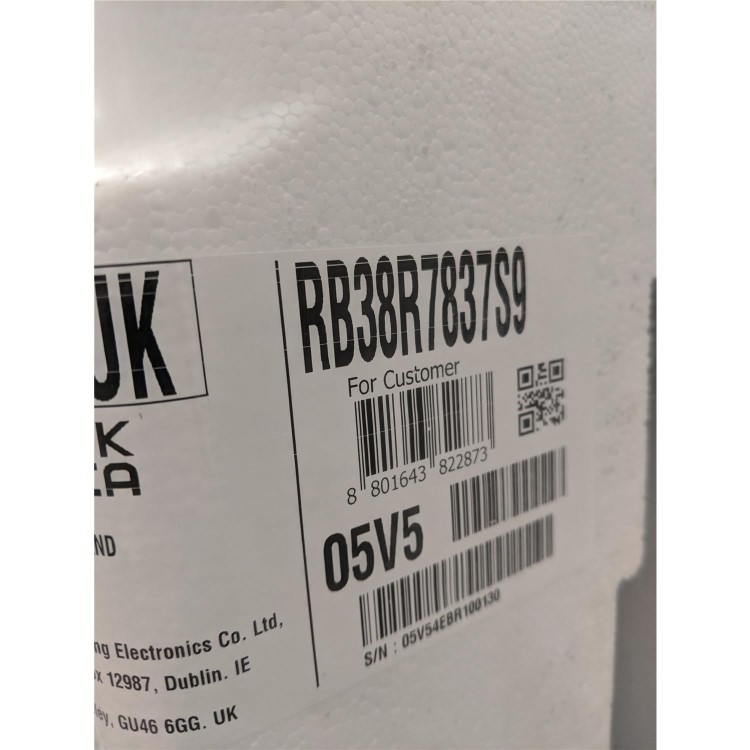 Refurbished Samsung RB38R7837S9 Freestanding 382 Litre 60/40 Frost Free Fridge Freezer