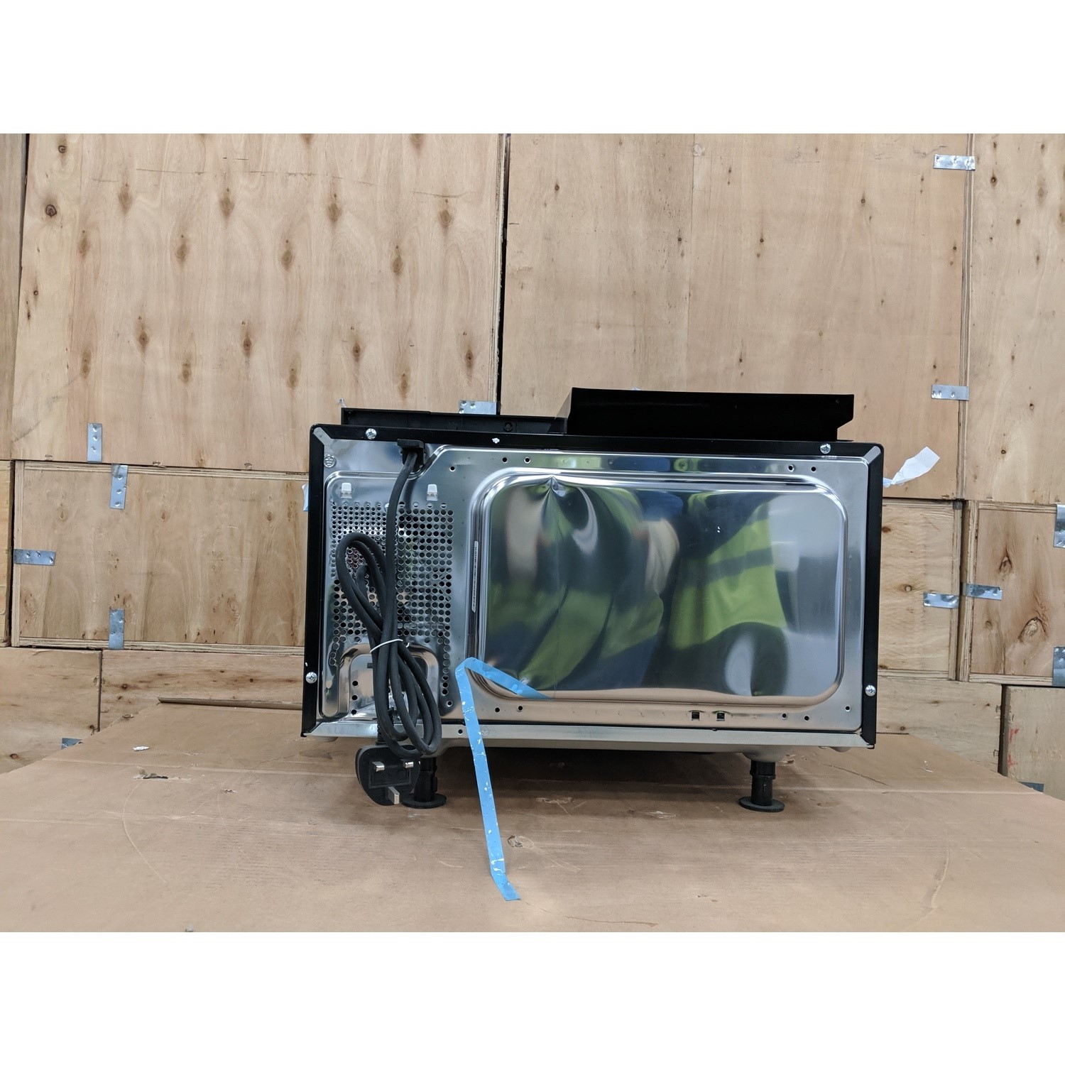 Refurbished Hotpoint MF25GIXH Built In 25L with Grill 900W Microwave Stainless Steel 77994329/1