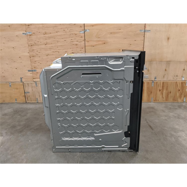 Refurbished Siemens HB672GBS1B 60cm Single Built In Electric Oven