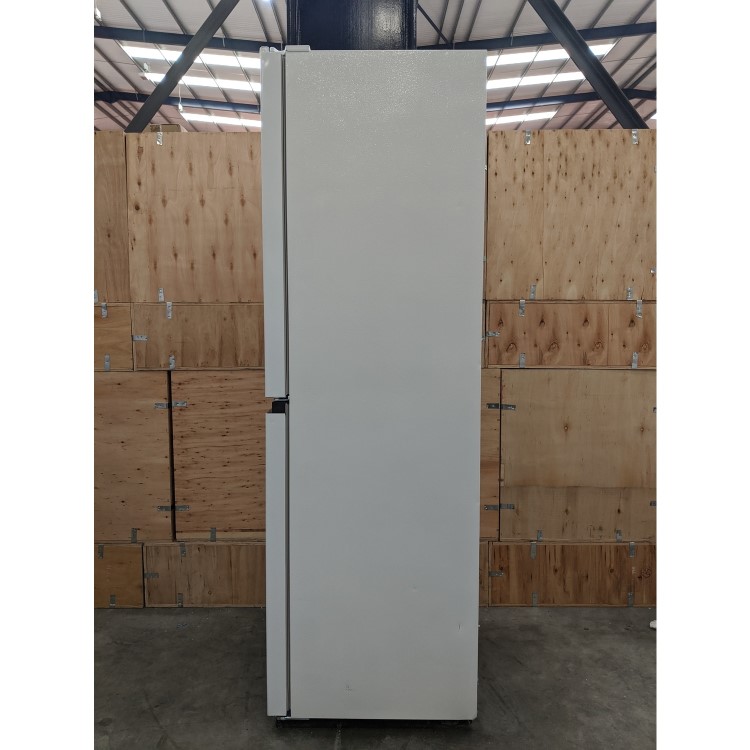 Refurbished Fridgemaster MC55240MDF Freestanding 240 Litre 50/50 Fridge Freezer