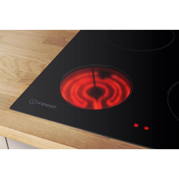 Refurbished Indesit RI861X 58cm 4 Zone Ceramic Hob