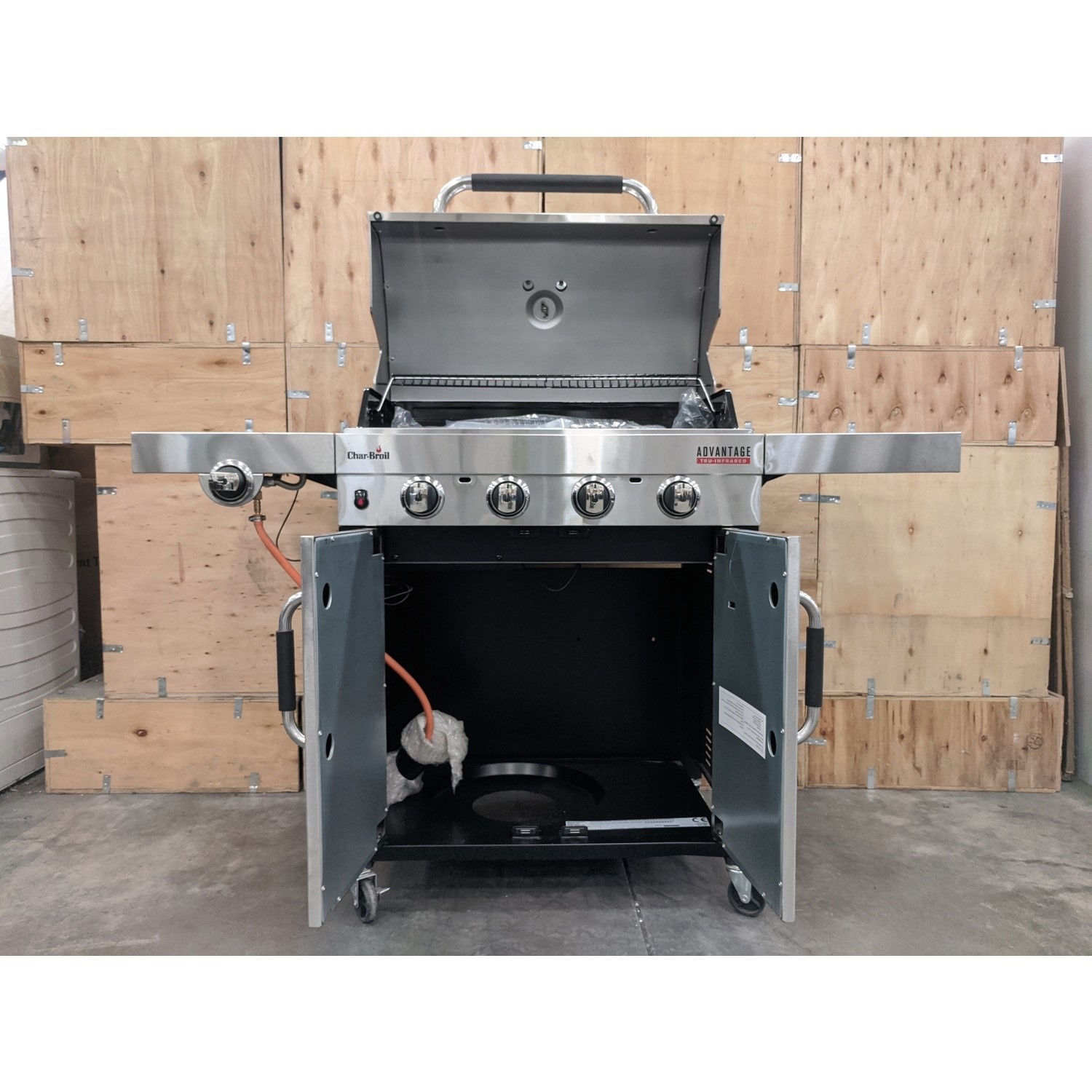 Refurbished CharBroil Advantage Series 445S 4 Burner Gas BBQ Grill