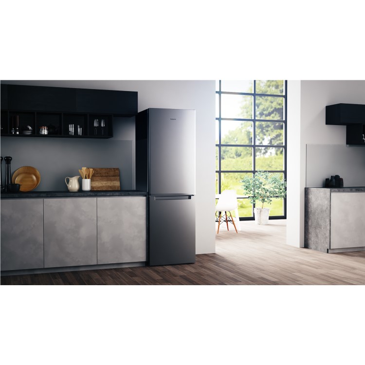 Hotpoint 338 Litre 70/30 Freestanding Fridge Freezer - Stainless steel look