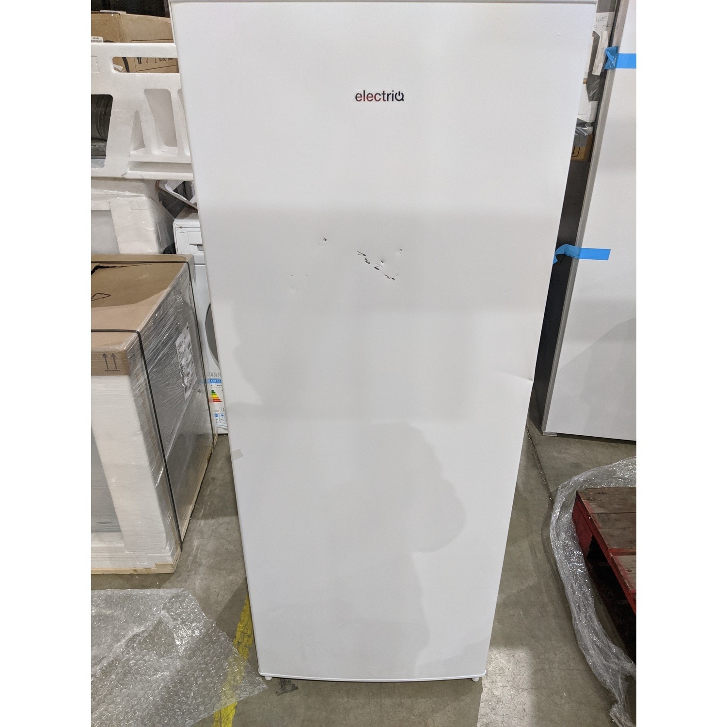 Refurbished electriQ 235 Litre Freestanding Larder Fridge 142cm Tall