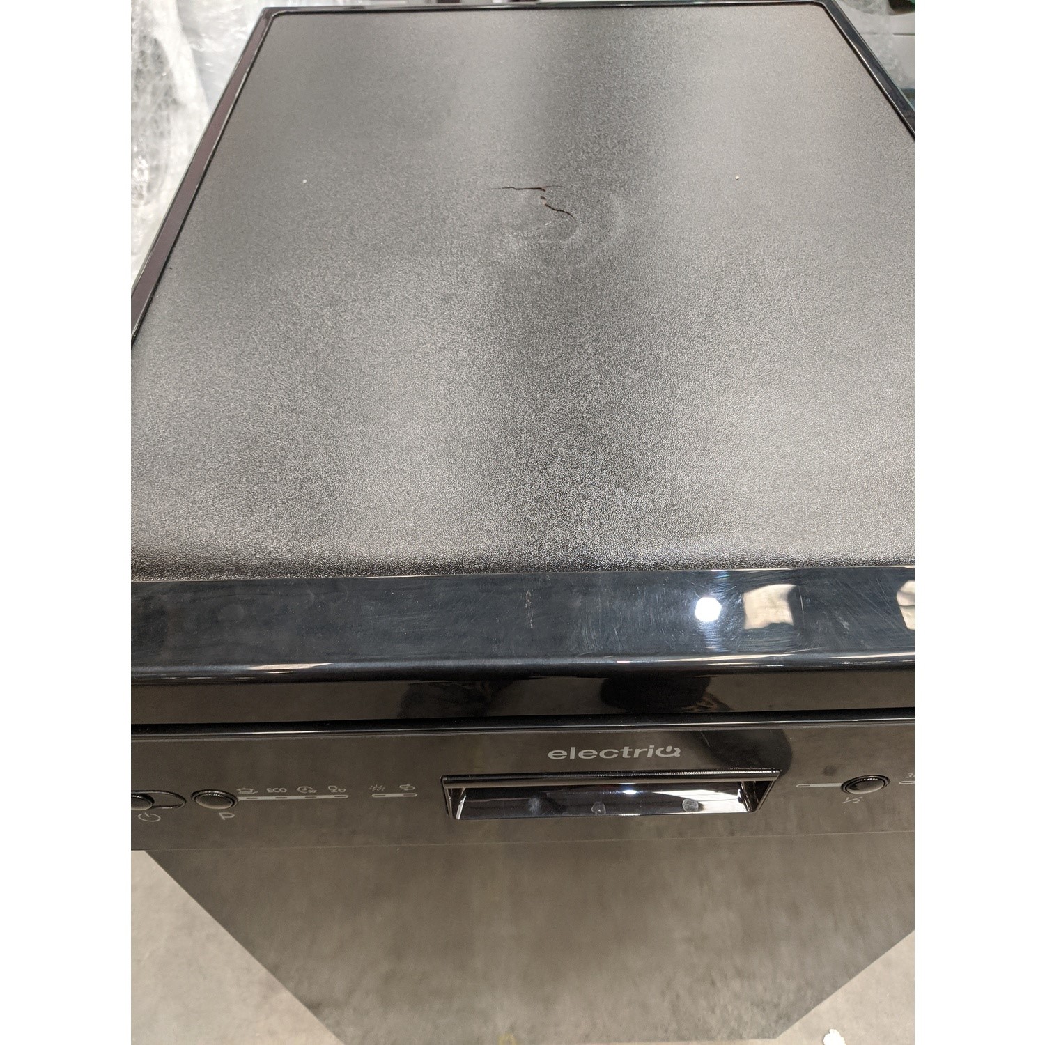 Refurbished electriQ Slimline Freestanding Dishwasher Black 78004158