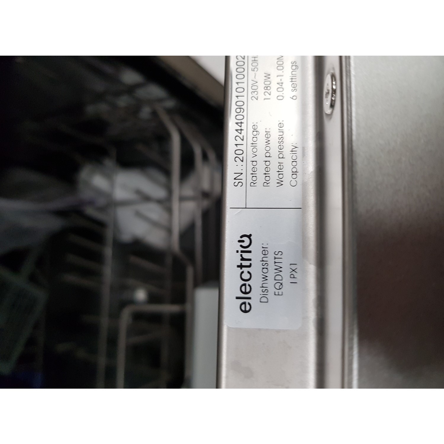 Refurbished electriQ Table Top / Integrated Dishwasher Silver