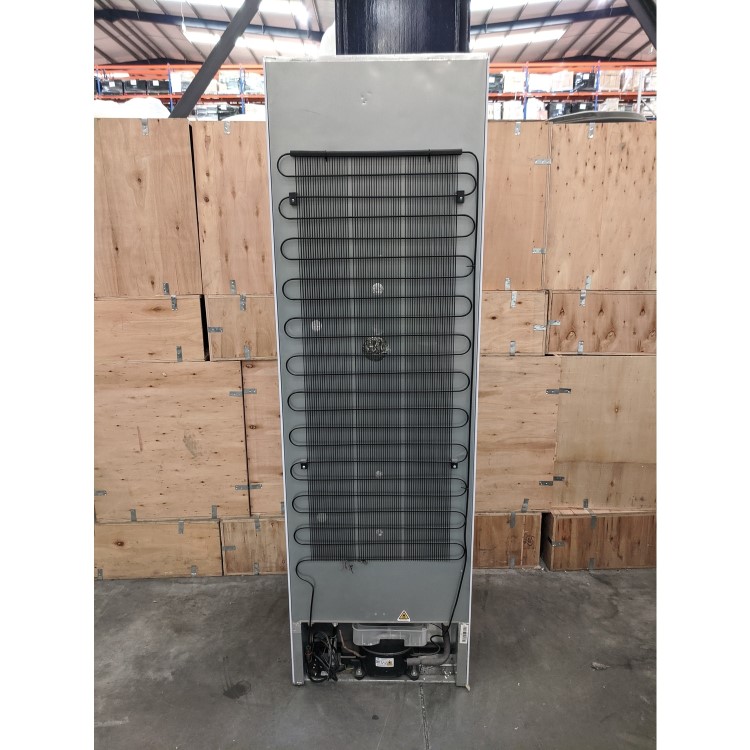 Refurbished CDA FW822 Integrated 316 Litre In-Column Larder Fridge