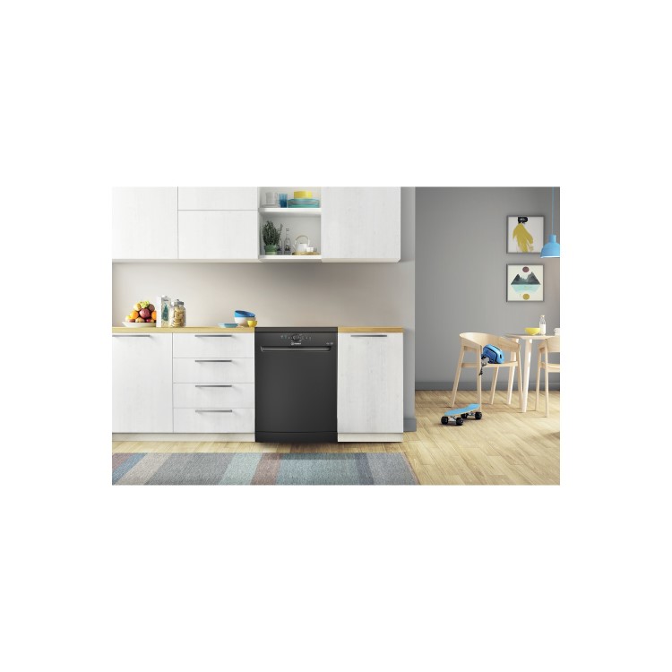 Indesit 13 Place Settings Freestanding Dishwasher - Black