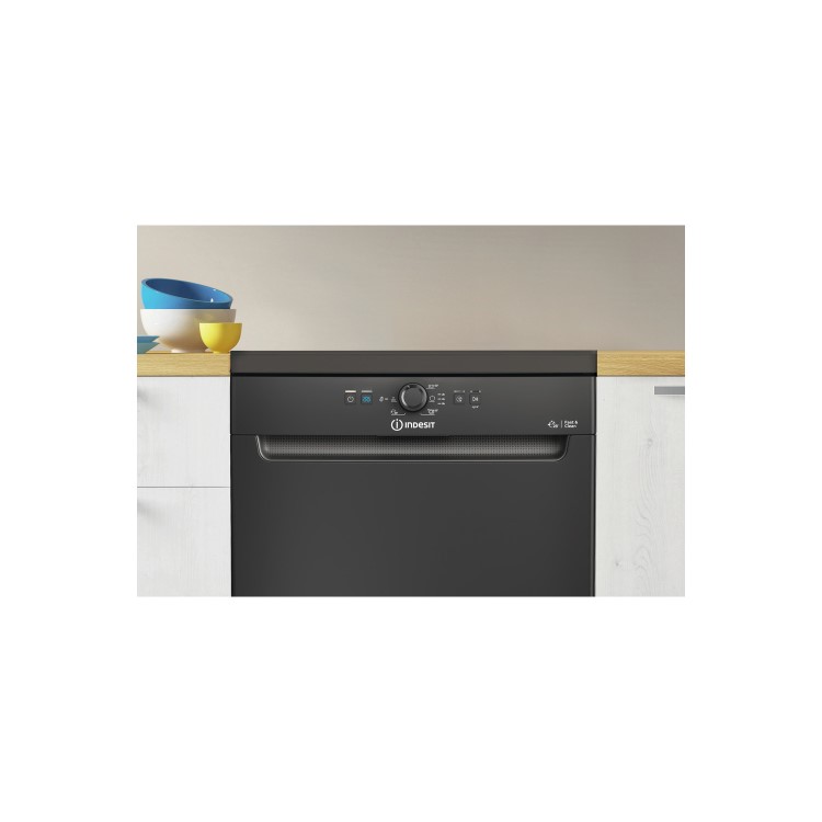 Indesit 13 Place Settings Freestanding Dishwasher - Black