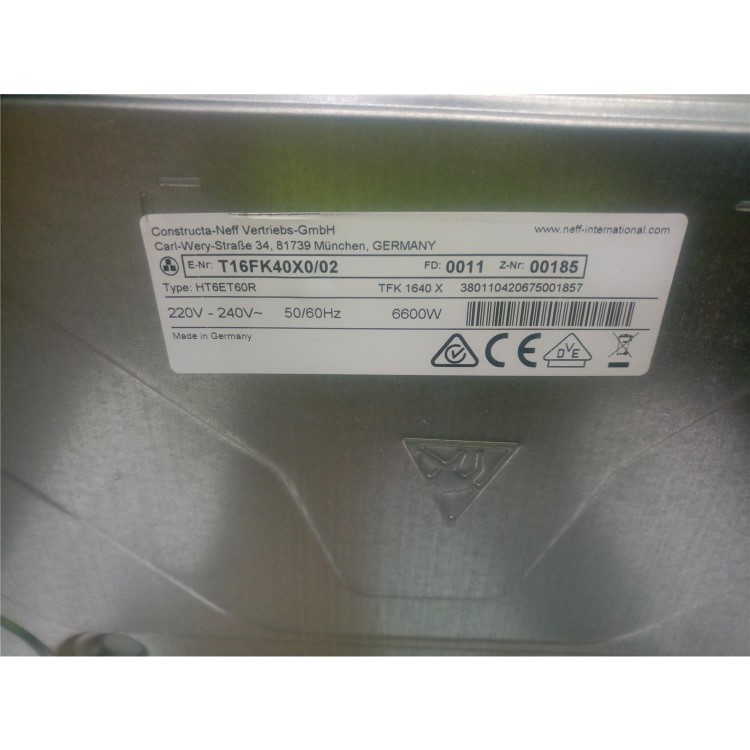 Refurbished Neff T16FK40X0 59.2cm Four Zone Ceramic Hob with Bevelled Front Edge