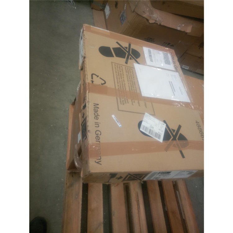 Refurbished Neff T16FK40X0 59.2cm Four Zone Ceramic Hob with Bevelled Front Edge
