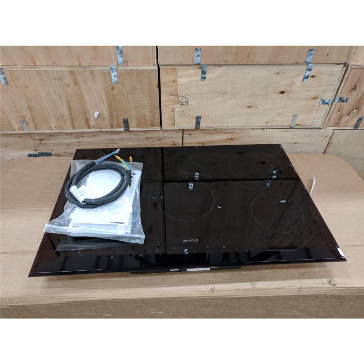 Refurbished Smeg 77cm 5 Zone Ceramic Hob with Bevelled Edge