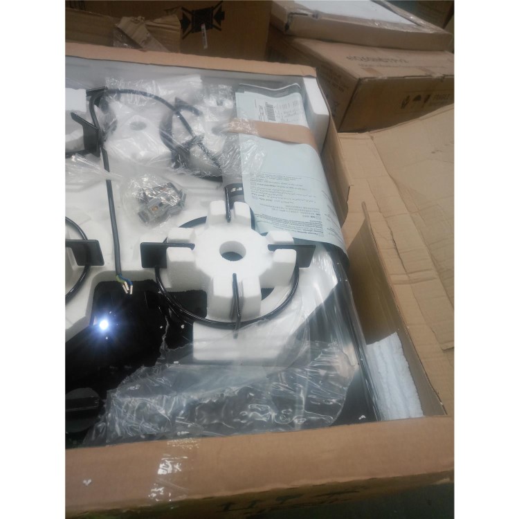 Refurbished Neff N30 T26CR51S0 60cm 4 Burner Gas-on-glass Hob With Side Controls Black
