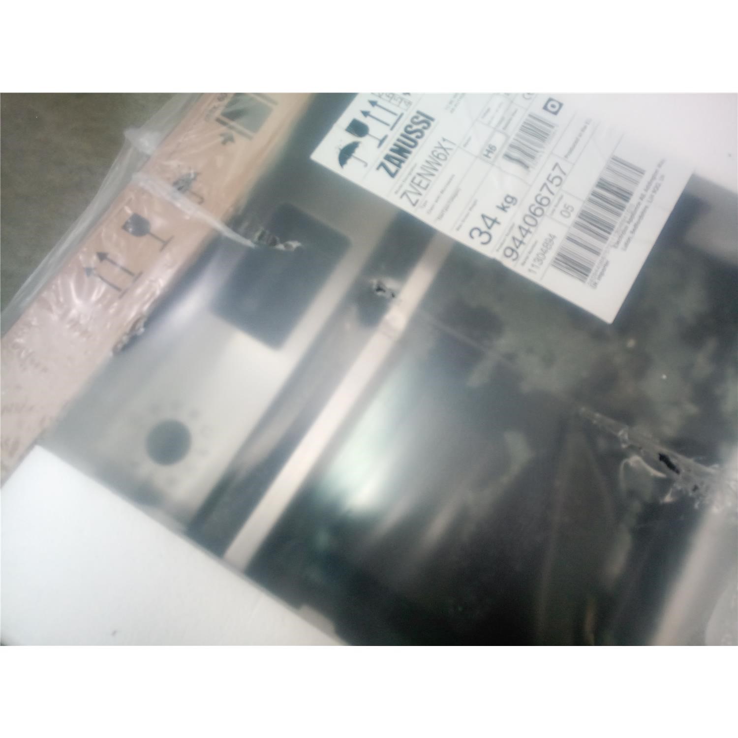 Refurbished Zanussi ZVENW6X1 Built In 49L 1000W Microwave Stainless