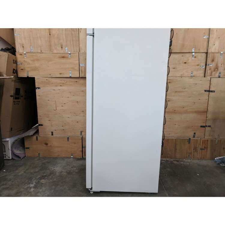Refurbished Beko 268 Litre 60/40 Freestanding Fridge Freezer - White