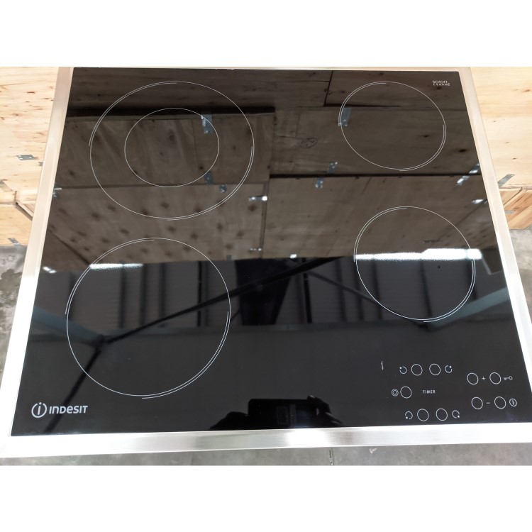 Refurbished Indesit RI261X 58cm Touch Control 4 Zone Ceramic Hob