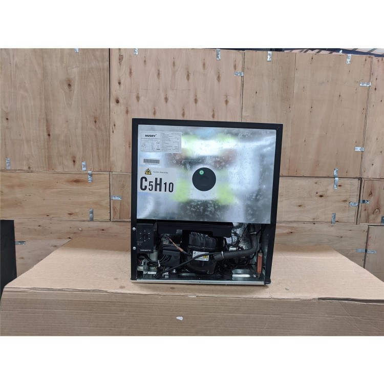 Refurbished Husky HY192 Mini Fridge/Drinks Chiller - Black