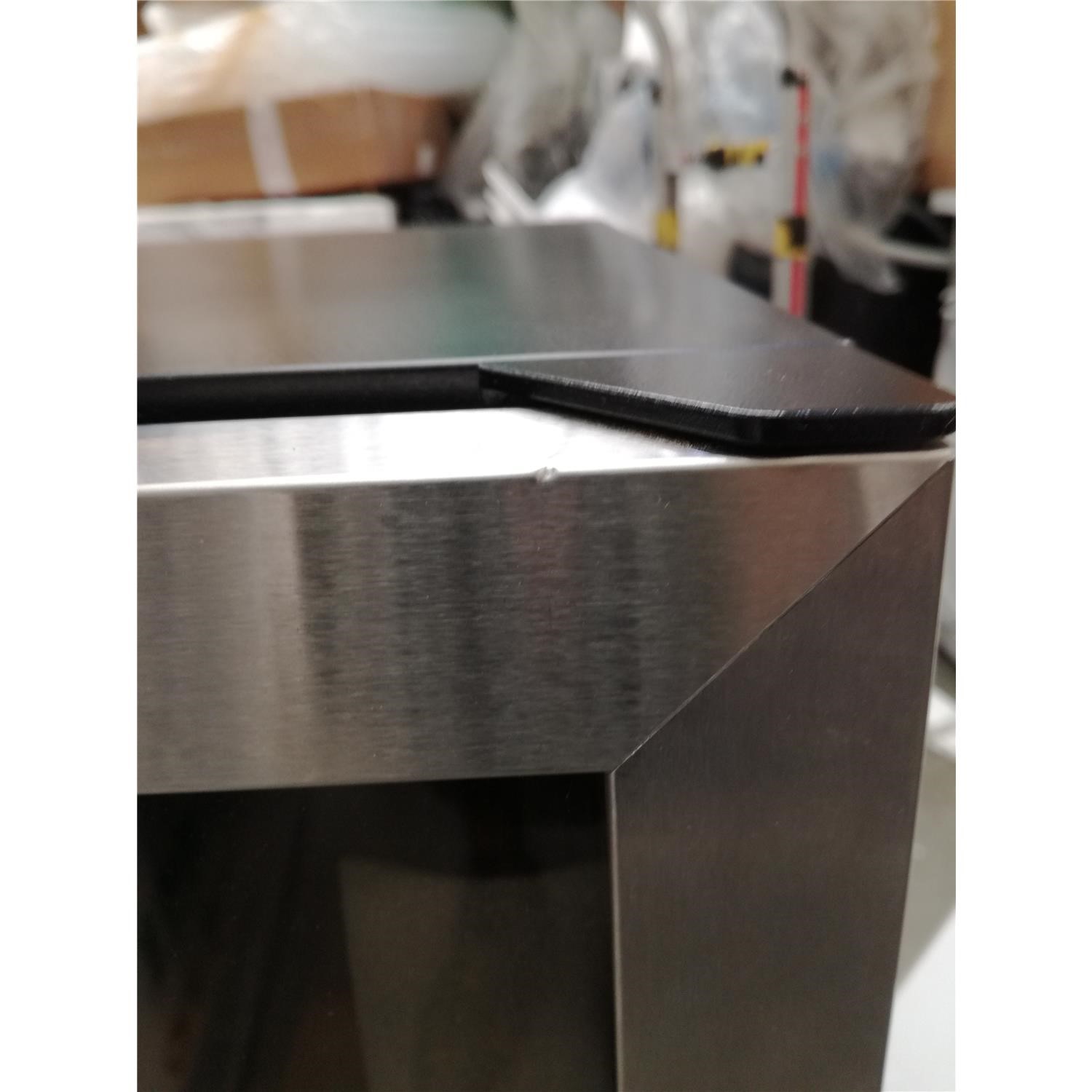 Refurbished CDA FWC624SS 40 Bottle Freestanding Under Counter Wine